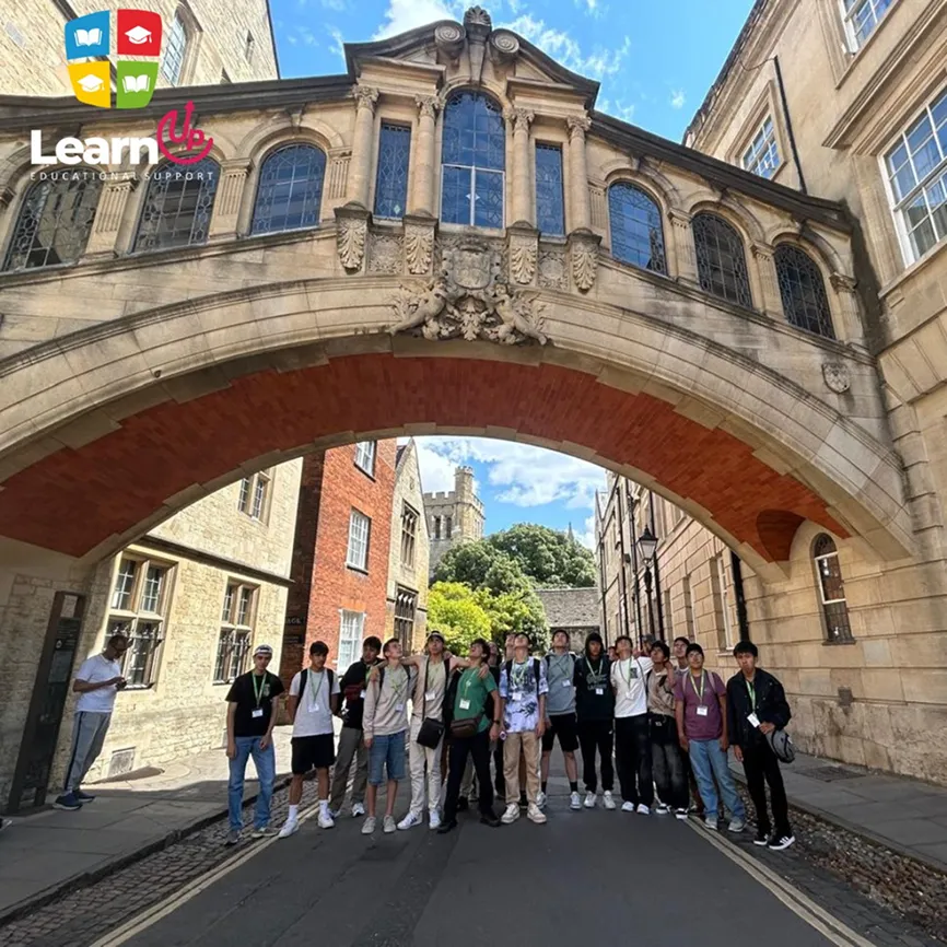 Group of students in front of famous London landmark